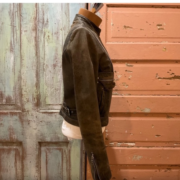 ZARA chocolate brown quality genuine leather
Motorcycle DISTRESSED Jacket- Large - Picture 9 of 13